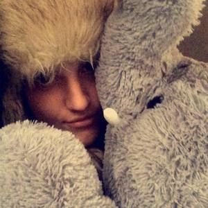 Meet your Posher, Madeline